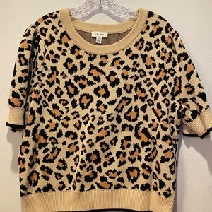 ON-34th Beige Leopard Print Short Sleeve Crew Sweater